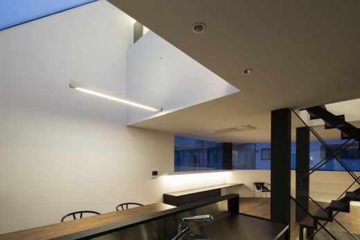 Cave House in Tokyo