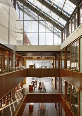 Queenslands Advanced Engineering Building 