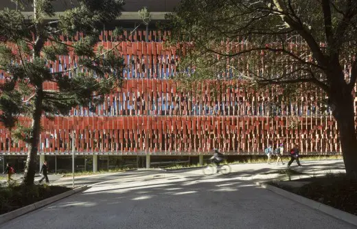 Queenslands Advanced Engineering Building 