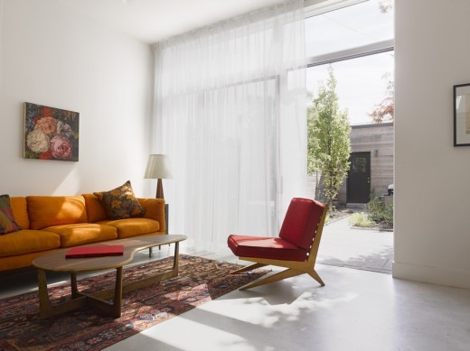Garden House in Toronto