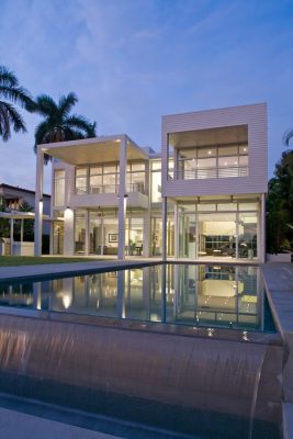 West Broadview Residence in Florida