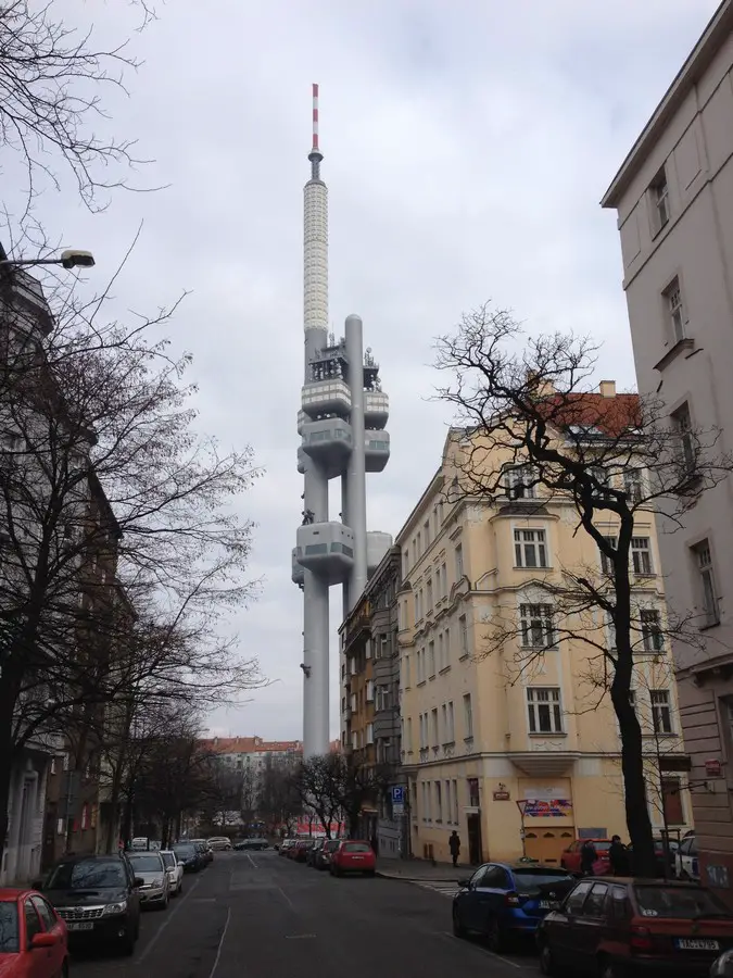 tour de la television prague restaurant