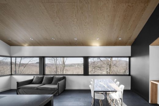 Bolton Residence in Quebec