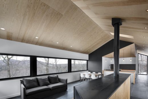 Bolton Residence in Quebec