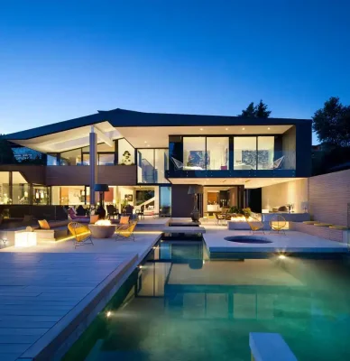 Groveland House in Vancouver, British Columbia