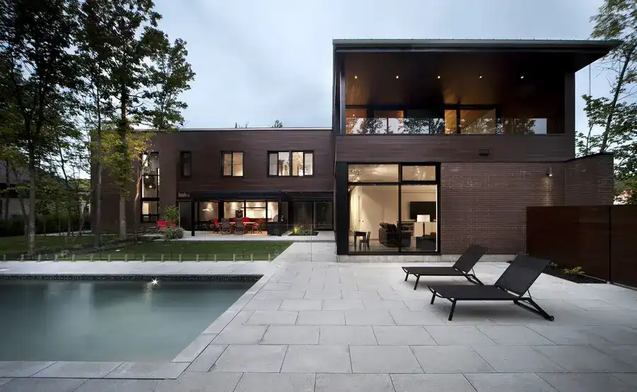 Veranda House in Boucherville, Quebec