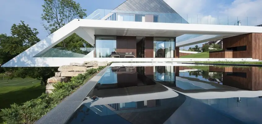 Edge House in Krakow Property