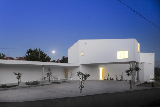 Texugueira House in Leiria, Portugal