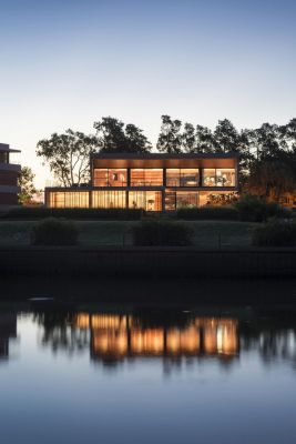 Buenos Aires Yacht Club House building