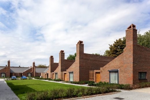 Courtyard Houses in Barking