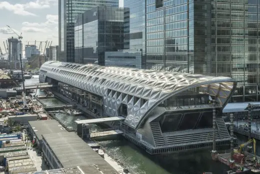 Crossrail Place Retail and Roof Garden Canary Wharf