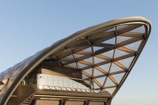 Crossrail Place Retail and Roof Garden 