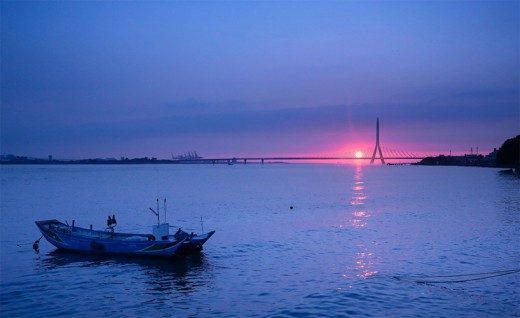 Zaha Hadid Architects Danjiang Bridge in Taiwan