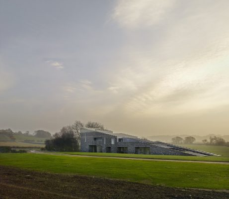 Flint house Buckinghamshire by Skene Catling de la Peña