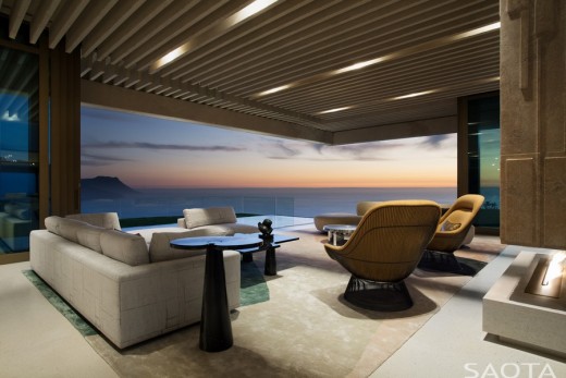 Contemporary Cape Town luxury home