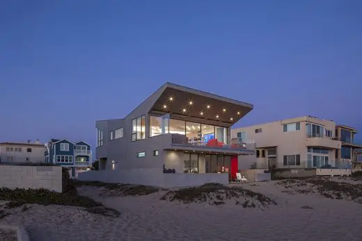 Modern Home in Oxnard