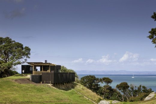 Castle Rock Beach House in Whangarei Heads