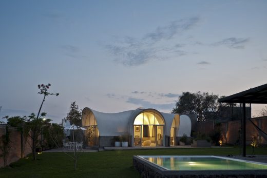 Polyester House Tlayacapan
