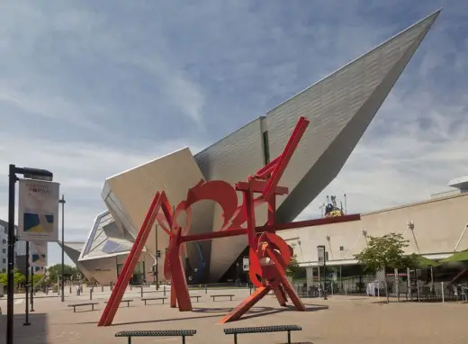 Frederic C Hamilton Art Museum design by Davis Partnership Architects and Studio Daniel Libeskind