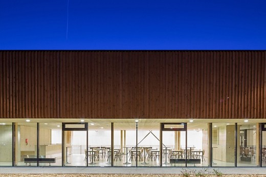 Rillieux-La-Pape School Building, Lyon, design by Tectoniques Architectes