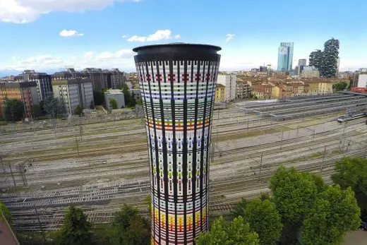 Rainbow Tower 