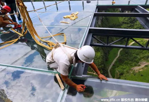 Wulong National Geological Park Glass Platform