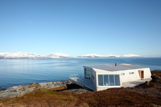 Cabin in Lyngen Alps