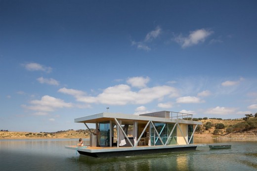 Floating House 