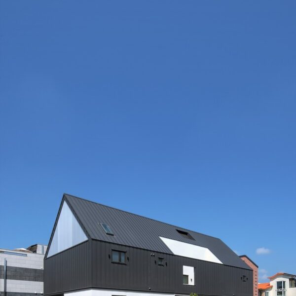 One Roof House in Seongnam, South Korea earchitect