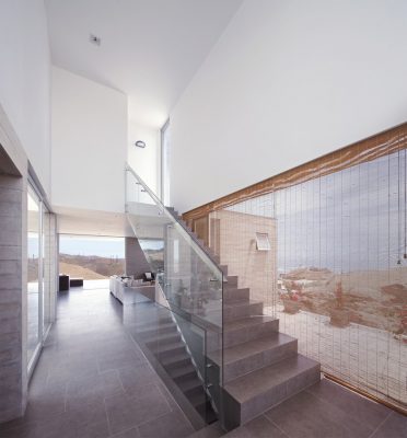 P2 House Poseidon, contemporary Pucusana residence interior