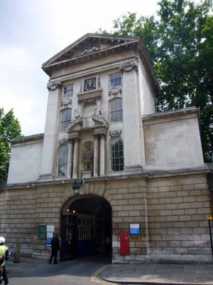 St Bartholomew's Hospital north entry building