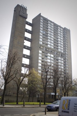 Balfron Tower East London design by Erno Goldfinger Architect