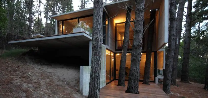 Franz House in Buenos Aires Summer House