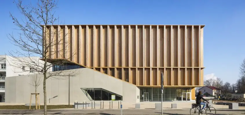 Gymnase Neudorf Sports Hall in Strasbourg