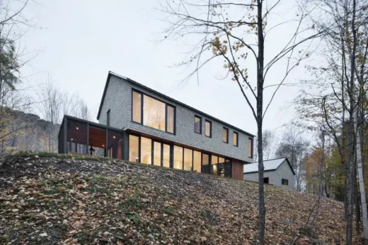 KL House in Quebec: North Hatley home