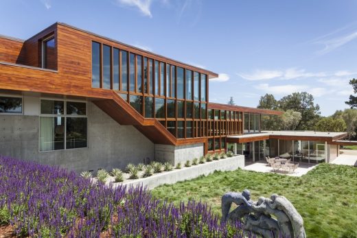 Vidalakis Residence in Portola Valley