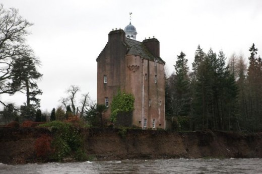 Abergeldie Castle on the River Dee