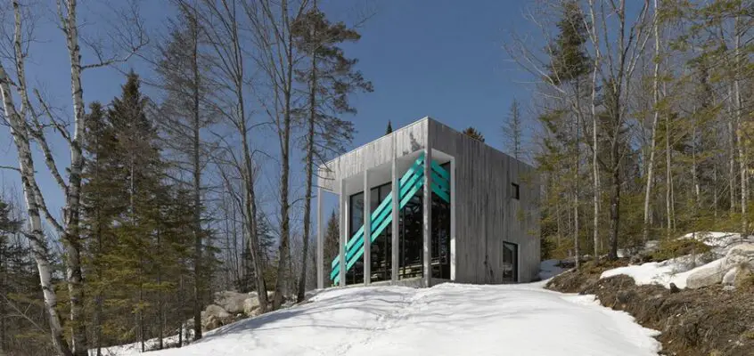 Lake Jasper House in Chertsey, Matawinie, Quebec