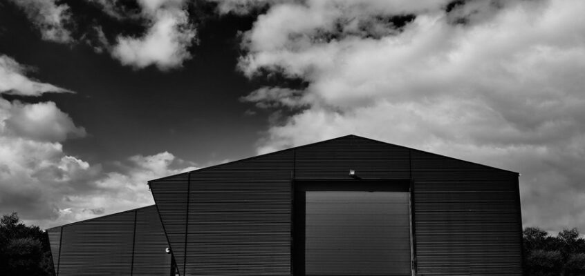 Offices and Garage in Hedehusene