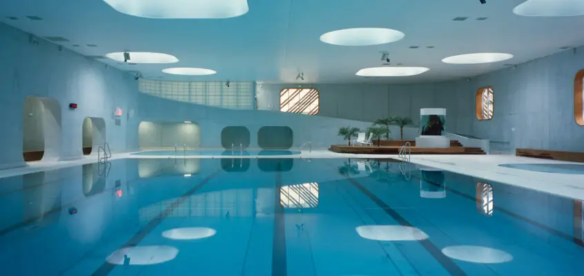 Piscine Issy-les-Moulineaux: Paris Swimming Pool