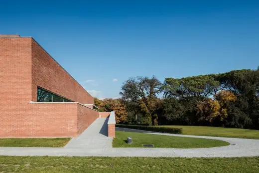 Public Auditorium in Llinars del Vallès