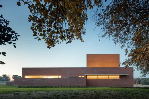 Public Auditorium in Llinars del Vallès