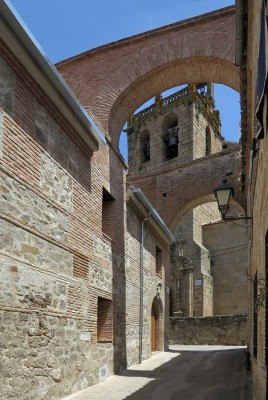 Two Houses in Oropesa