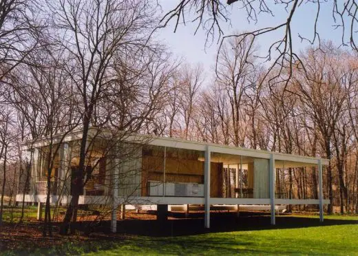 Farnsworth House by Mies van der Rohe architect