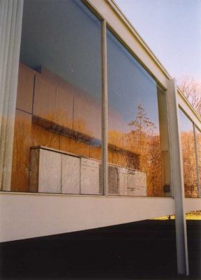 Farnsworth House by Modern architect Mies van der Rohe