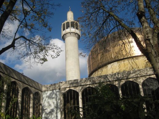 Regents Park Mosque design by Frederick Gibberd & Partners Architects