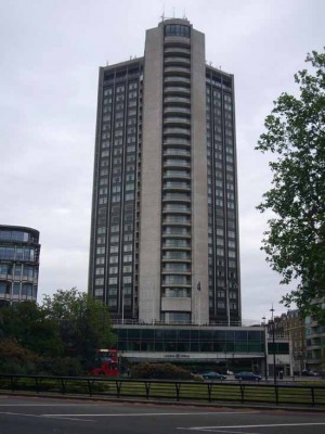 Hilton Hotel Park Lane London building