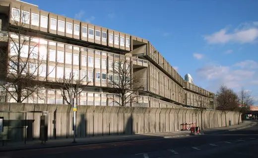 Robin Hood Gardens London