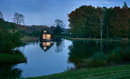 Analogue Boathouse - 2016 AIA UK Excellence in Design Winner