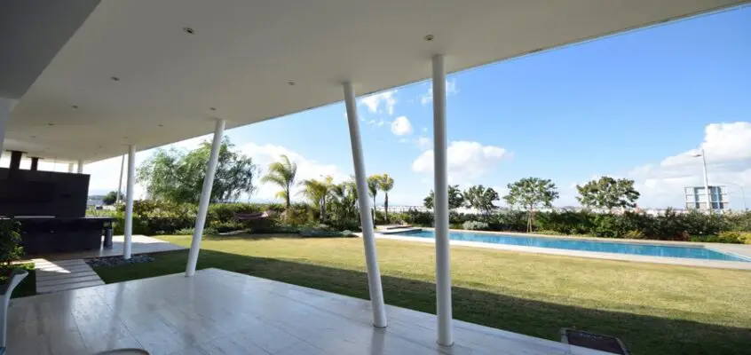 L-House, Nicosia: Cyprus Residence